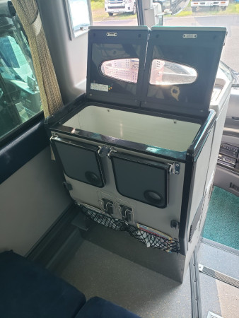 中型バス　137　冷蔵庫